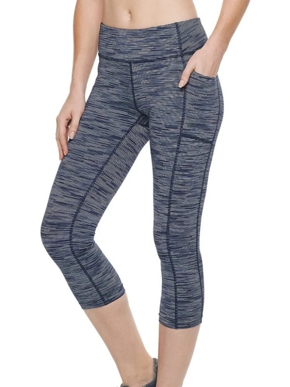 Tek Gear capri leggings with pockets